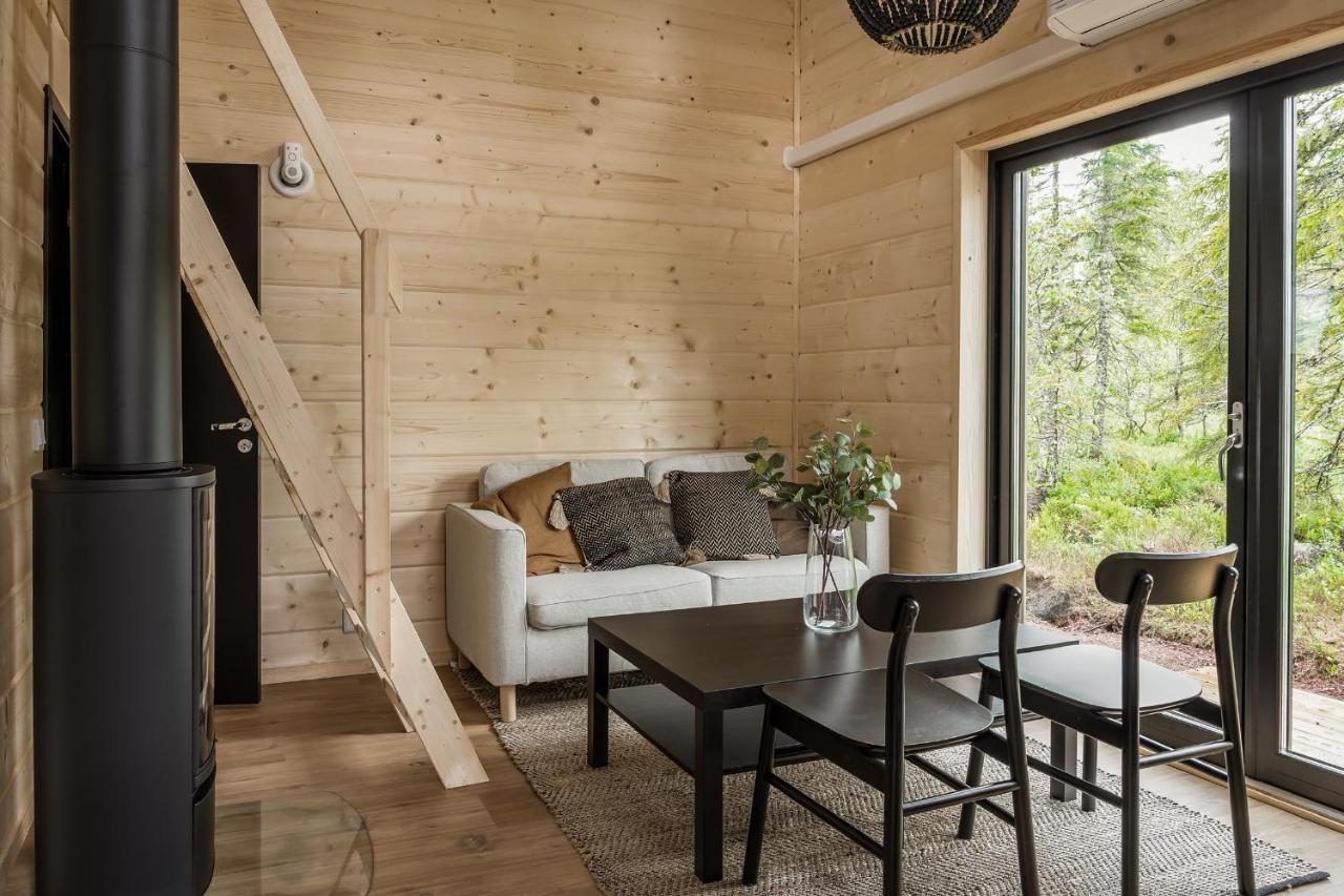 Mysig Liten Stuga Perfekt Foer Par Eller Liten Familj Salen  Bagian luar foto